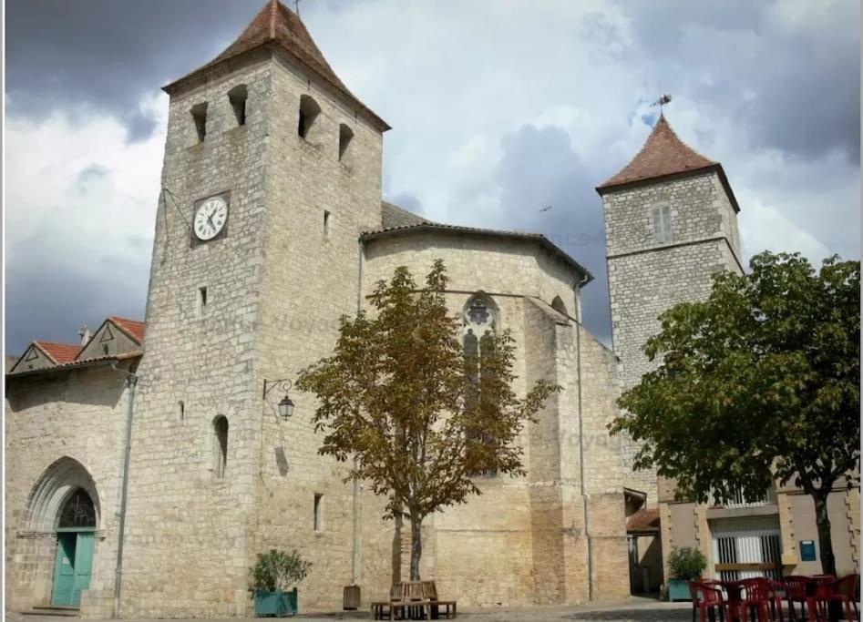 شقة Charmant Studio Avec Jardin A La Campagne Sur Le Chemin De Saint Jacques De Compostelle لوزيرت المظهر الخارجي الصورة