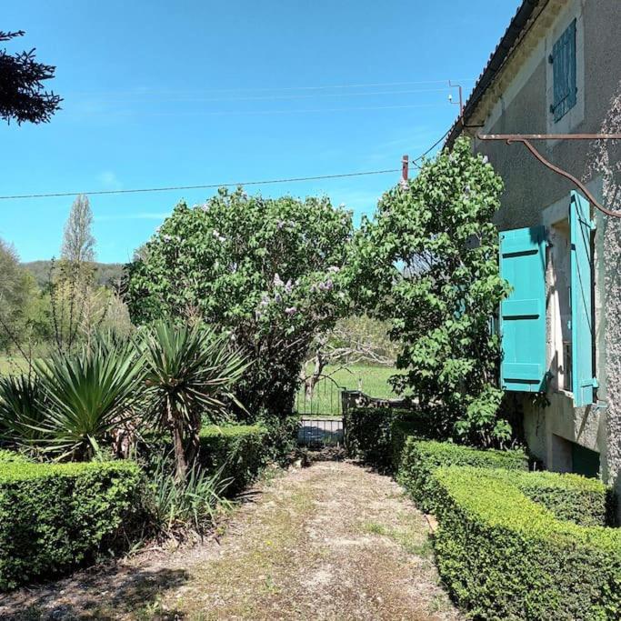 شقة Charmant Studio Avec Jardin A La Campagne Sur Le Chemin De Saint Jacques De Compostelle لوزيرت المظهر الخارجي الصورة